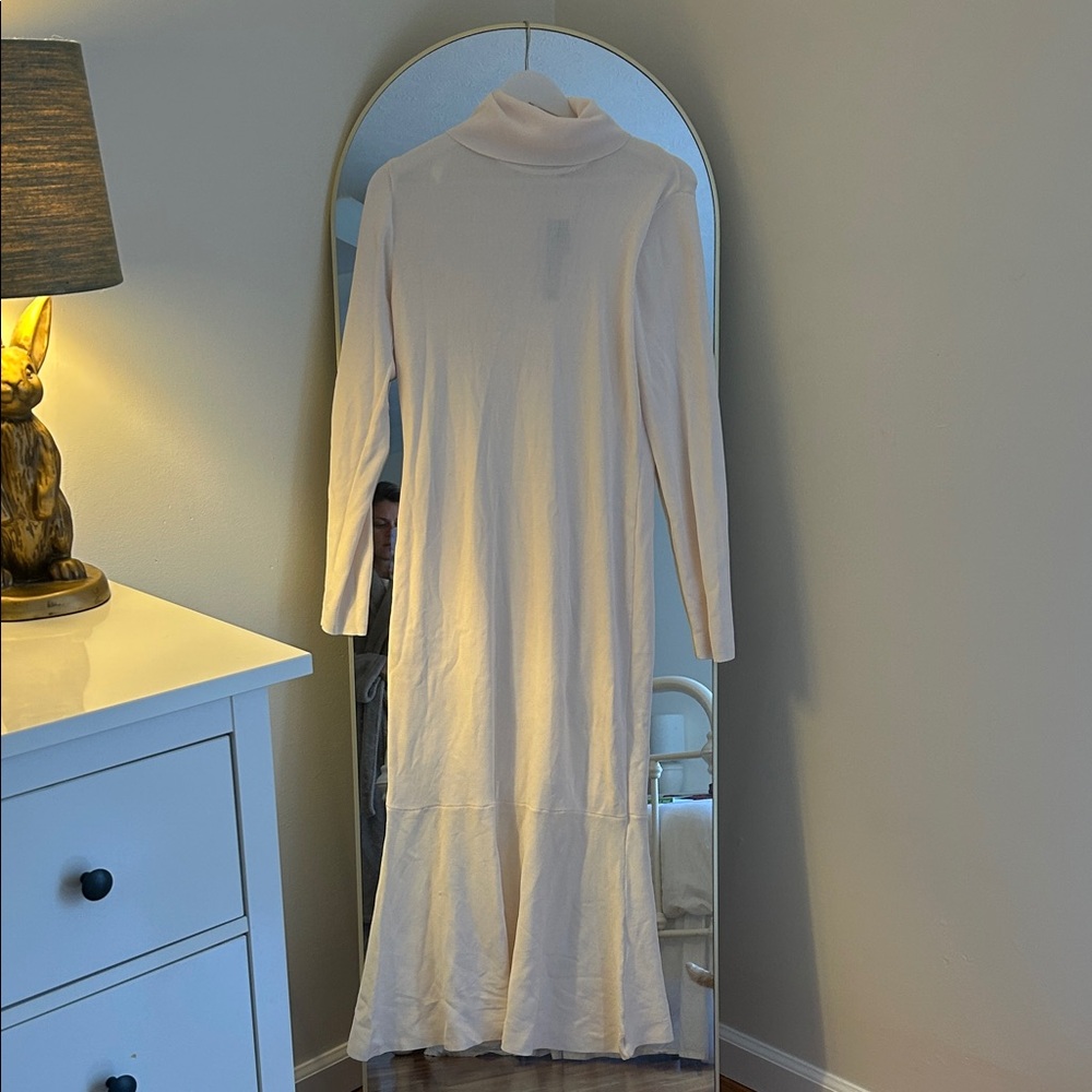 Antonio Melani Women’s Cream Amber Waves Long Sleeve Turtleneck Dress Large